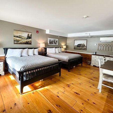 The Black Walnut Inn Амхерст Экстерьер фото